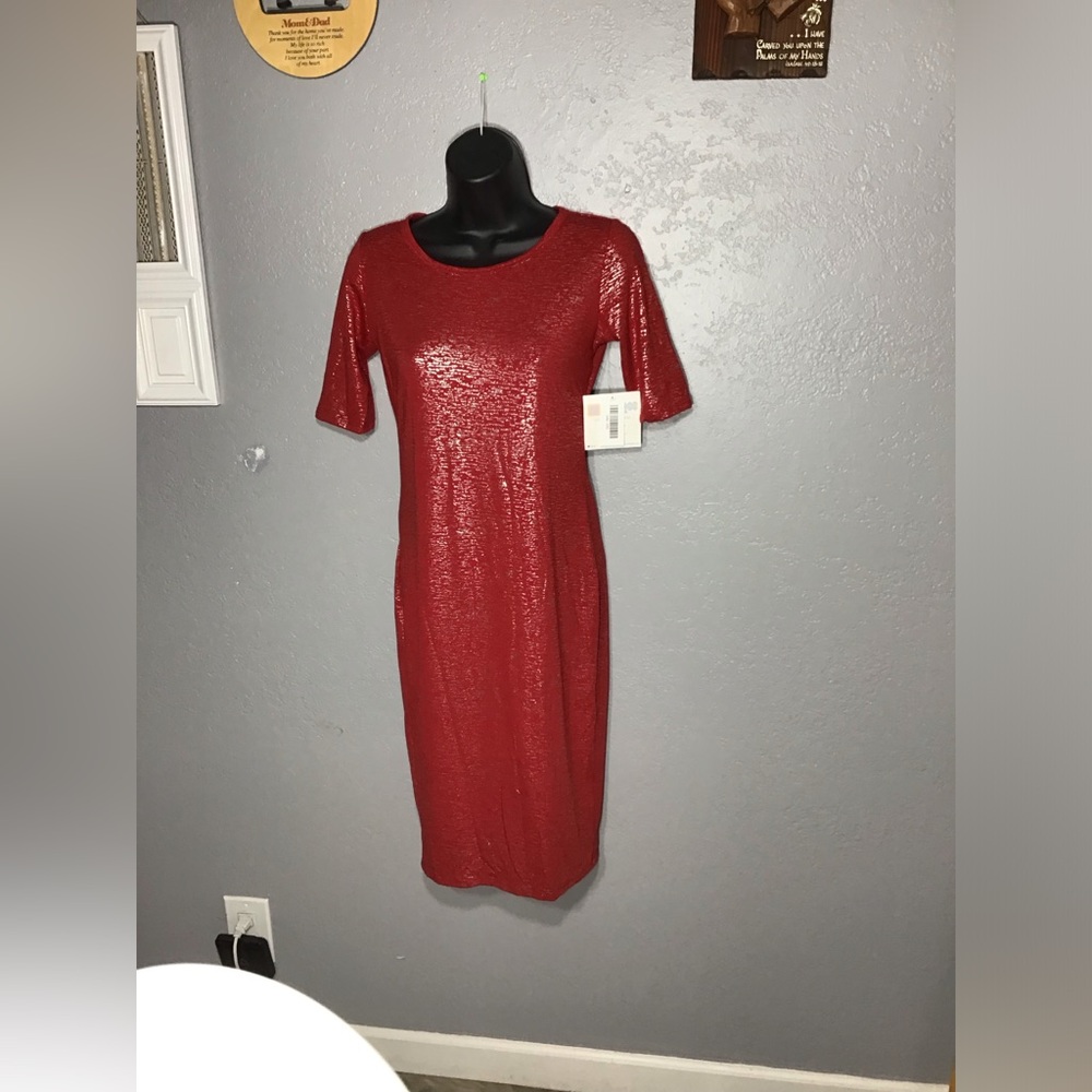 LULAROE JULIA WOMENS RED BURGUNDY SIZE XXS. Crimson Gold Metallic